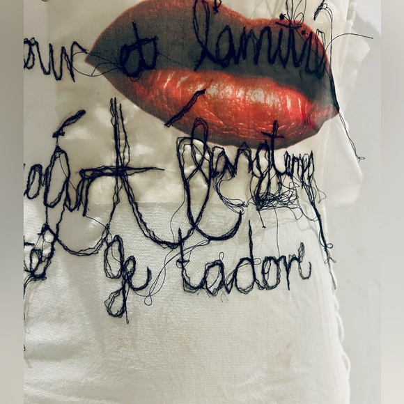 This is a vintage new with tags iconic Jean Paul Gaultier top. Size medium. Rare - Picture 6 of 16